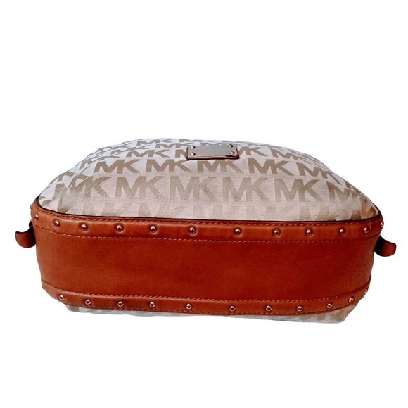 Michael Kors Canvas Shoulder Bag - Picture 4 of 9